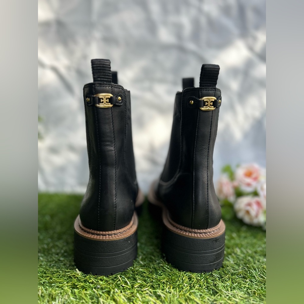 EDELMAN
Laguna Chelsea boots black size 7.5 gently used
$205 - Picture 8 of 16